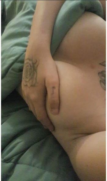 , 22  female escort, Inland Empire