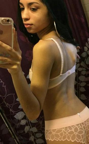 , 20  female escort, Inland Empire