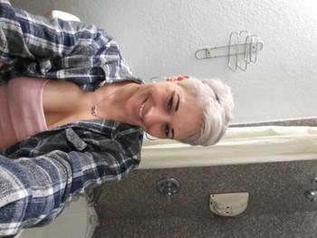 Caprice, 40  female escort, Inland Empire
