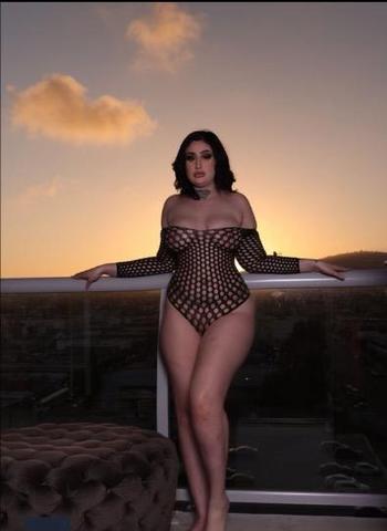 DIAMOND, 22  female escort, Inland Empire