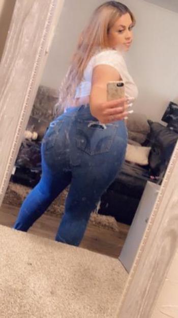 Chrisitna Marie, 26  female escort, Inland Empire