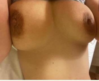 Dessi , 23  female escort, Inland Empire
