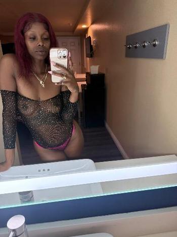 Coco, 24  female escort, Inland Empire