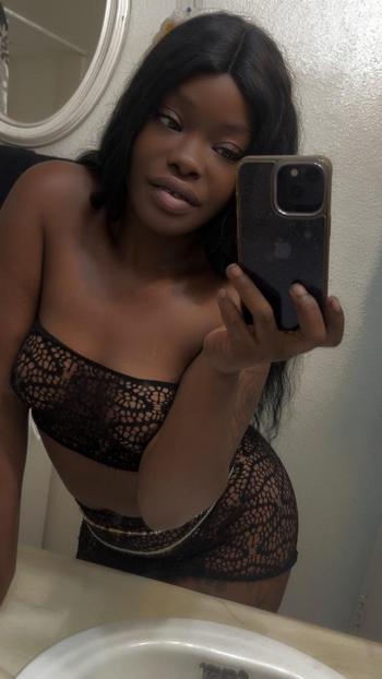 Sexy 7, 24  female escort, Inland Empire