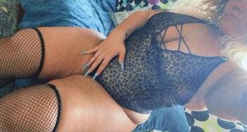 Zoey, 23  female escort, Inland Empire