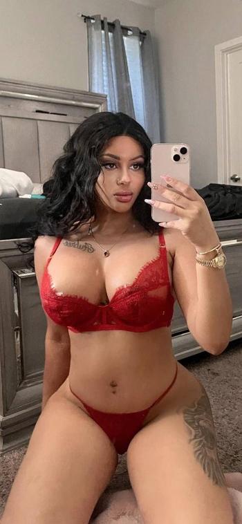 Haley west, 22  female escort, Inland Empire