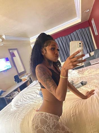 Miracle , 21  female escort, Inland Empire