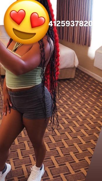 SarahTOOWet, 25  female escort, Inland Empire