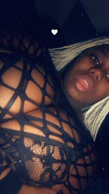 3233859435, female escort, Inland Empire