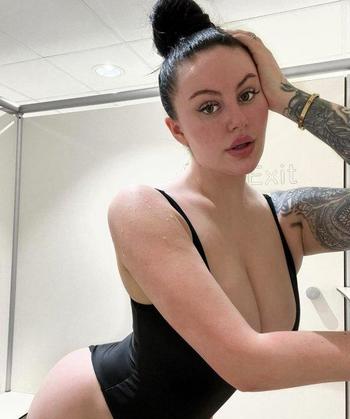 7022457055, female escort, Inland Empire